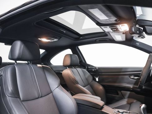 Used 2011 BMW M3 Coupe image 26