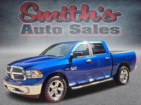 Used 2017 RAM 1500 Big Horn AWD/4WD image 3