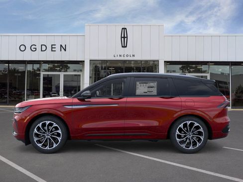 New 2026 Lincoln Nautilus Reserve image 3