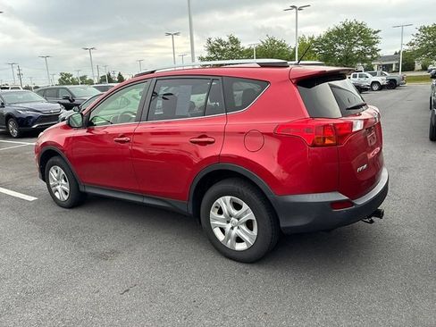 Used 2015 Toyota RAV4 LE AWD/4WD image 7