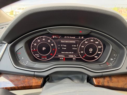 Used 2018 Audi Q5 2.0T Premium Plus w/ Premium Plus Package AWD/4WD image 10