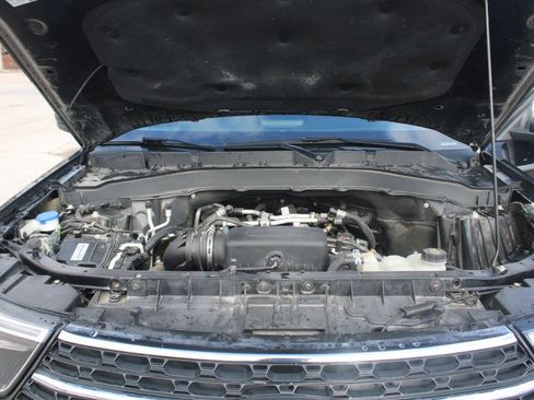 Used 2022 Ford Explorer XLT AWD/4WD image 23