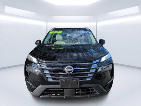 Used 2024 Nissan Rogue SV w/ SV Premium Package AWD/4WD image 8