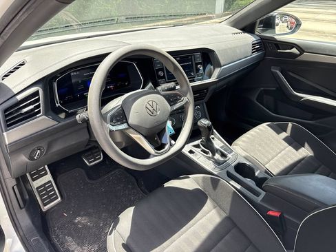 Used 2023 Volkswagen Jetta Sport FWD image 6