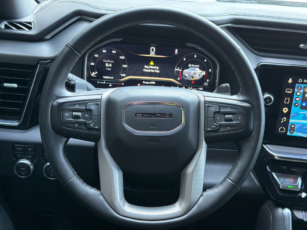 Used 2023 GMC Sierra 1500 Denali w/ Technology Package AWD/4WD image 23