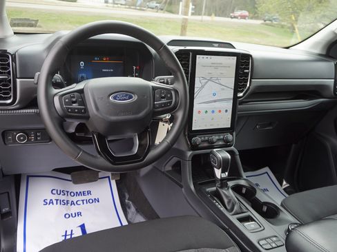 Used 2024 Ford Ranger XLT w/ Equipment Group 301A High AWD/4WD image 15