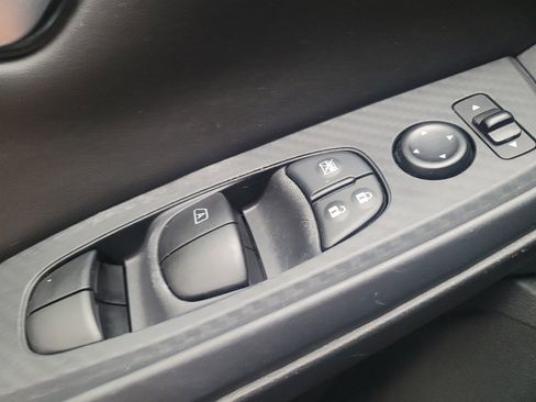 Used 2021 Nissan Sentra SV FWD image 27