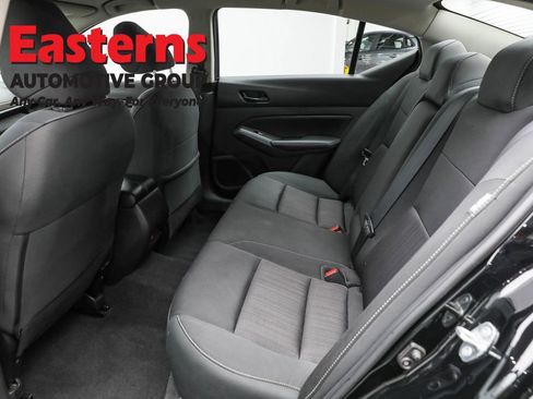 Used 2024 Nissan Altima 2.5 SV image 21