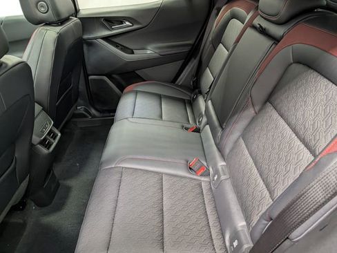 New 2026 Chevrolet Equinox RS w/ Convenience Package III AWD/4WD image 15