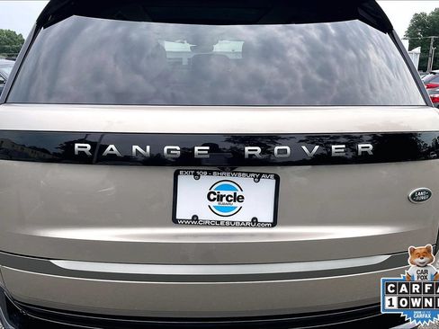 Used 2023 Land Rover Range Rover SE AWD/4WD image 32