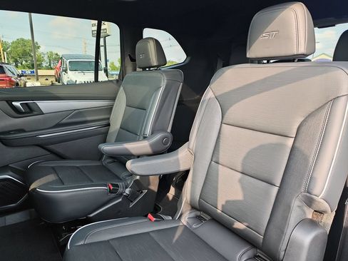 New 2026 Buick Enclave Sport Touring w/ Power Package FWD image 14