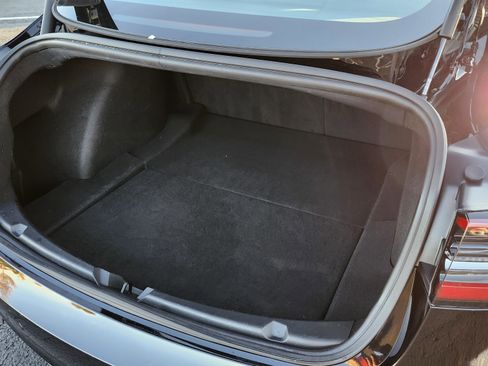 Used 2023 Tesla Model 3 Standard Range image 16