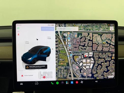 Used 2023 Tesla Model Y Performance AWD/4WD image 28