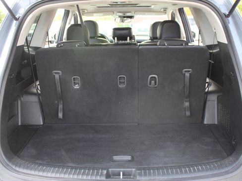 Used 2020 Kia Telluride S w/ S 8 Passenger Seating Package image 28