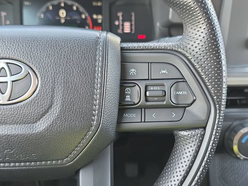 Used 2025 Toyota Tacoma SR5 RWD image 18