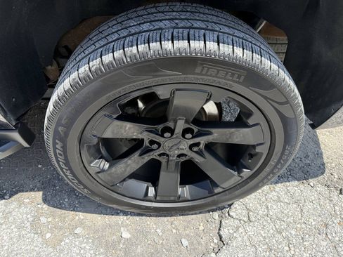 Used 2018 Chevrolet Tahoe LS AWD/4WD image 10