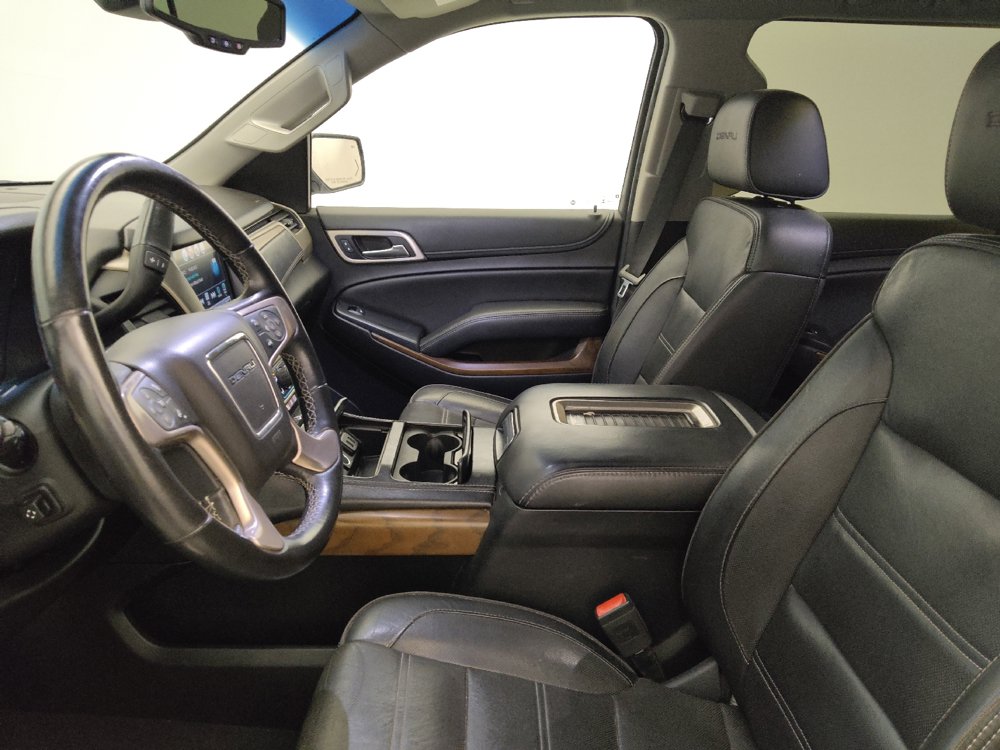 Used 2019 GMC Yukon XL Denali RWD image 17