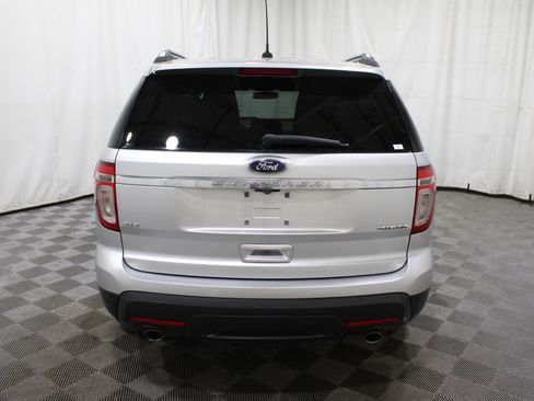 Used 2013 Ford Explorer XLT image 31
