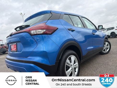 New 2025 Nissan Kicks Play S FWD image 6