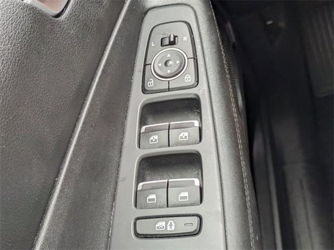 Used 2023 Hyundai Santa Fe SEL image 24