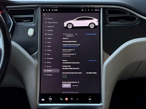 Used 2018 Tesla Model X 100D image 14