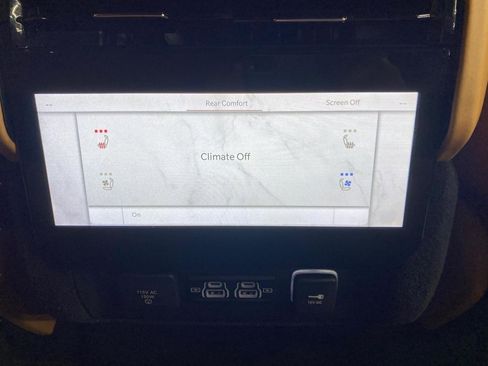 Used 2022 Jeep Grand Wagoneer Series III w/ Flexible Seating Group image 36