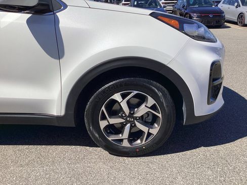Used 2022 Kia Sportage LX FWD image 29