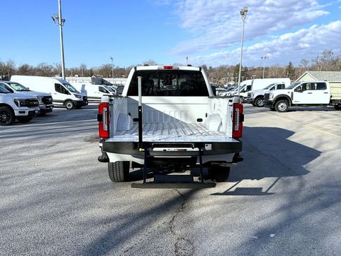 New 2026 Ford F250 Platinum image 9