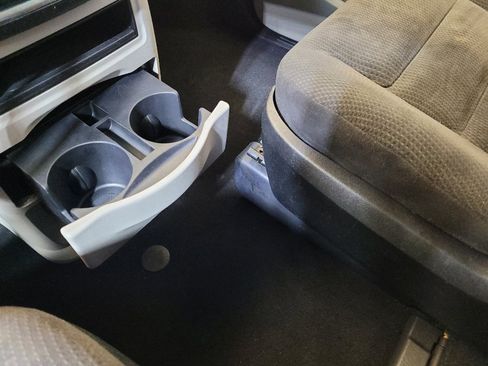 Used 2017 Dodge Grand Caravan SE w/ Power Window Group FWD image 26
