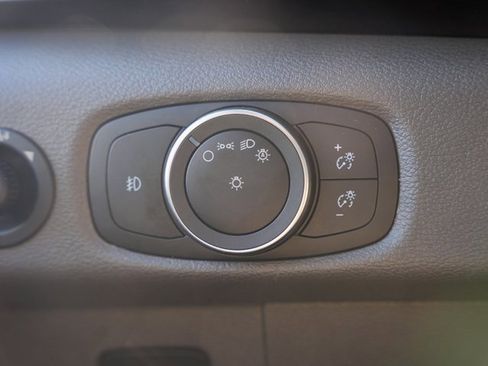 Used 2023 Ford Transit 350 XLT image 20