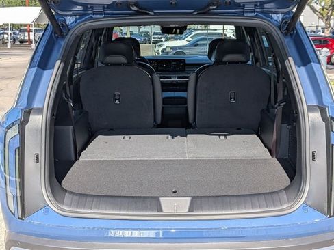 New 2027 Kia Telluride EX w/ Towing Package FWD image 14
