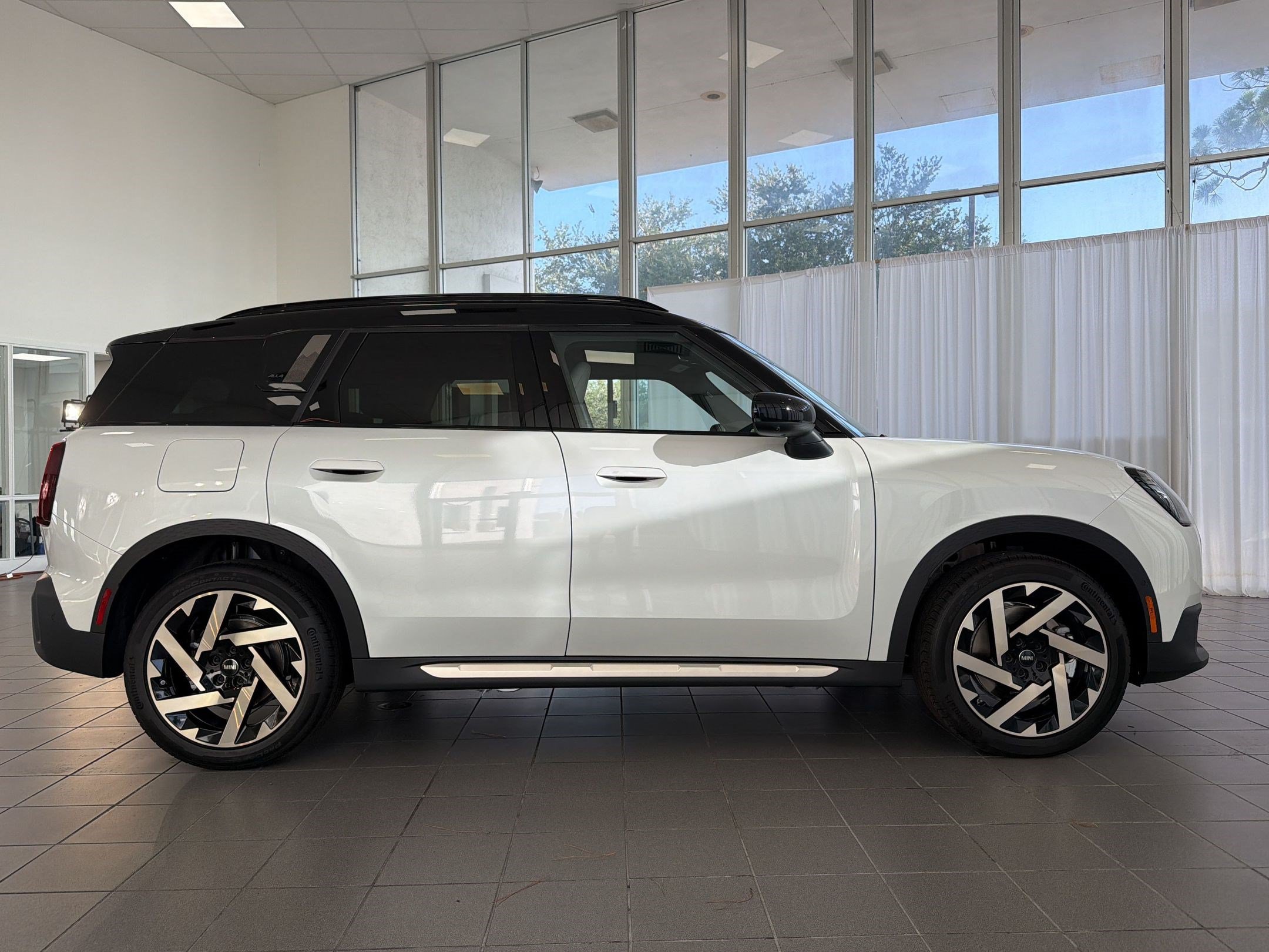 New 2027 MINI Cooper Countryman S w/ Comfort Package Max AWD/4WD image 8