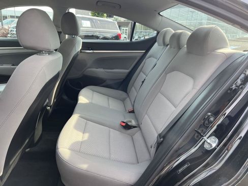 Used 2020 Hyundai Elantra SEL FWD image 26