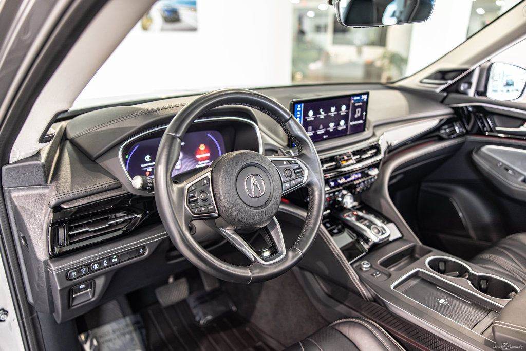 Used 2025 Acura MDX w/ Advance Package AWD/4WD image 21