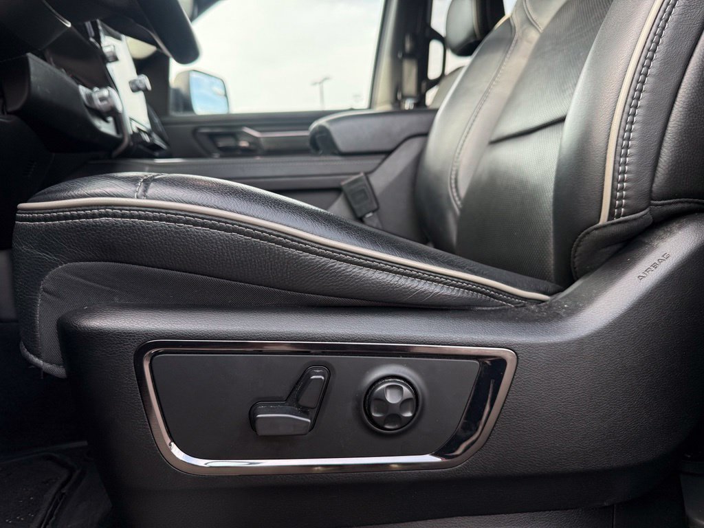 Used 2024 RAM 1500 Limited AWD/4WD image 10