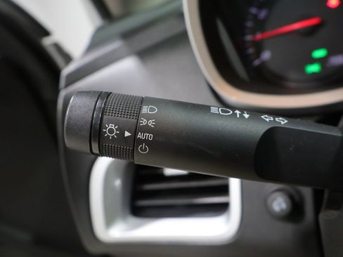 Used 2012 Chevrolet Equinox LT w/ Driver Convenience Package image 32