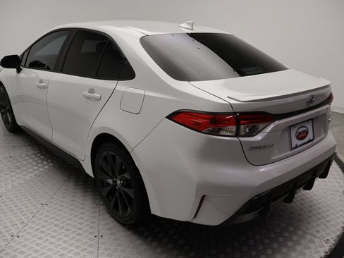 Certified 2024 Toyota Corolla SE FWD image 11