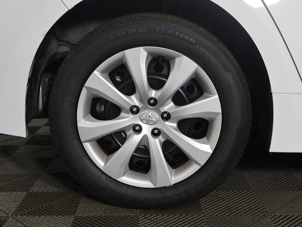 Used 2026 Toyota Corolla LE FWD image 19
