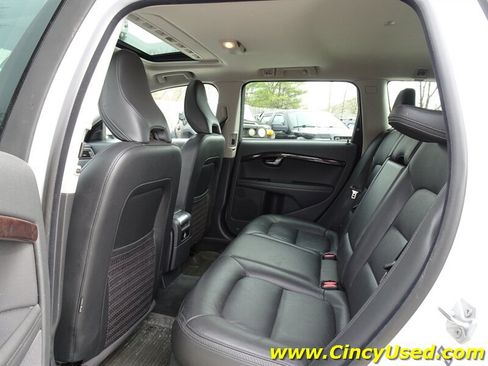 Used 2016 Volvo XC70 T5 Premier AWD/4WD image 13
