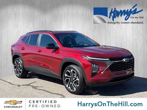 Used 2024 Chevrolet Trax RS w/ Driver Confidence Package image 1