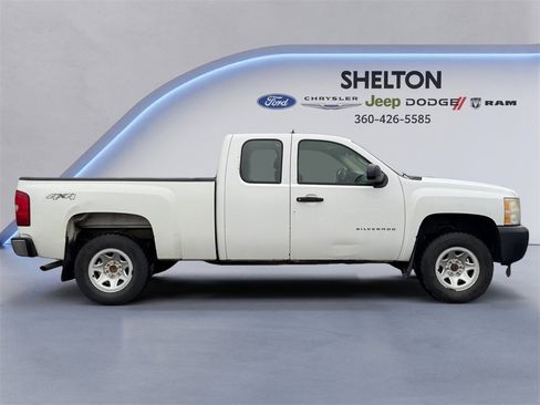 Used 2011 Chevrolet Silverado 1500 W/T image 6