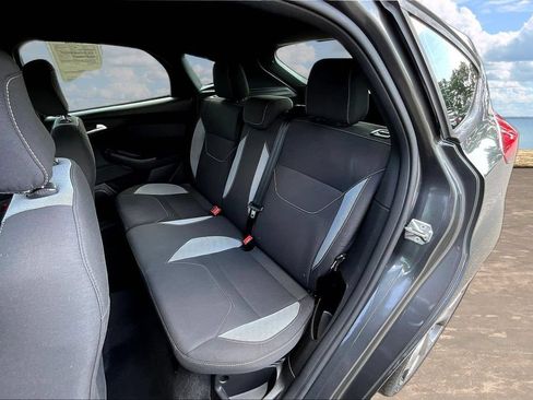 Used 2017 Ford Focus ST FWD image 23