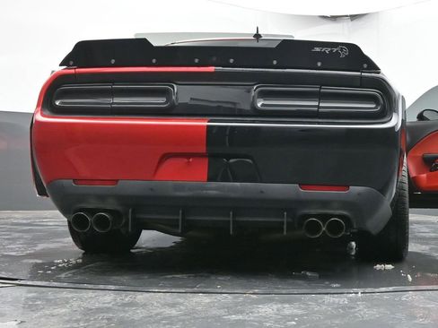 Used 2016 Dodge Challenger SRT Hellcat image 92