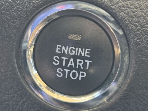Used 2017 Toyota 4Runner Limited AWD/4WD image 21