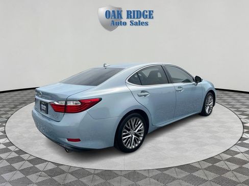 Used 2013 Lexus ES 350 w/ Luxury Pkg image 5