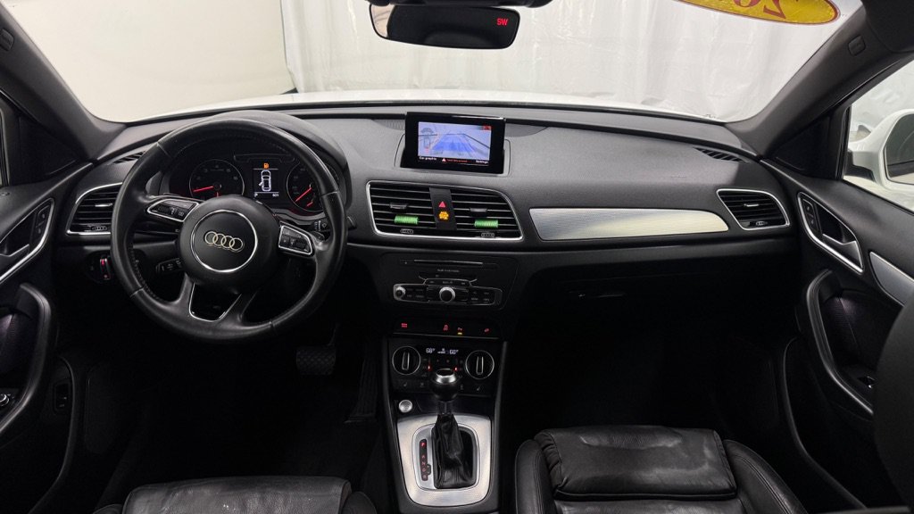 Used 2018 Audi Q3 2.0T Premium w/ Convenience Package FWD image 22