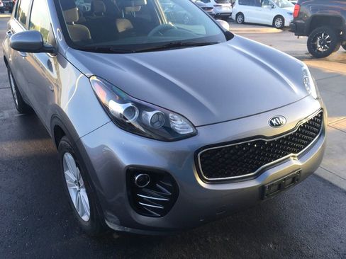 Used 2018 Kia Sportage LX AWD/4WD image 2