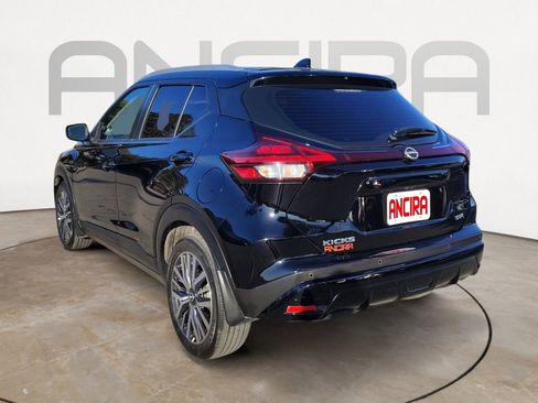 Certified 2024 Nissan Kicks SV image 9