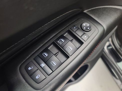 Used 2025 Dodge Durango GT AWD/4WD image 26
