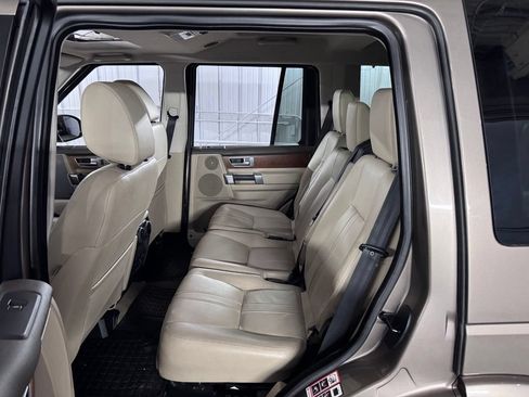 Used 2016 Land Rover LR4 HSE AWD/4WD image 43